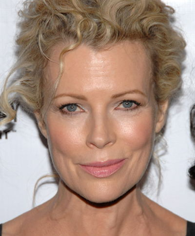 Как выглядит Ким Бейсингер сейчас?