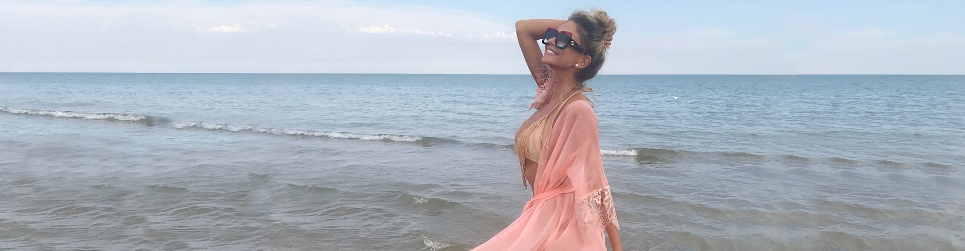 Янита сухова в купальнике