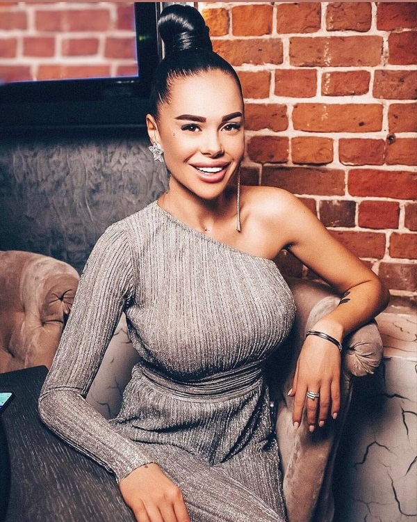 Кристина Сафронова до и после пластики (фото)