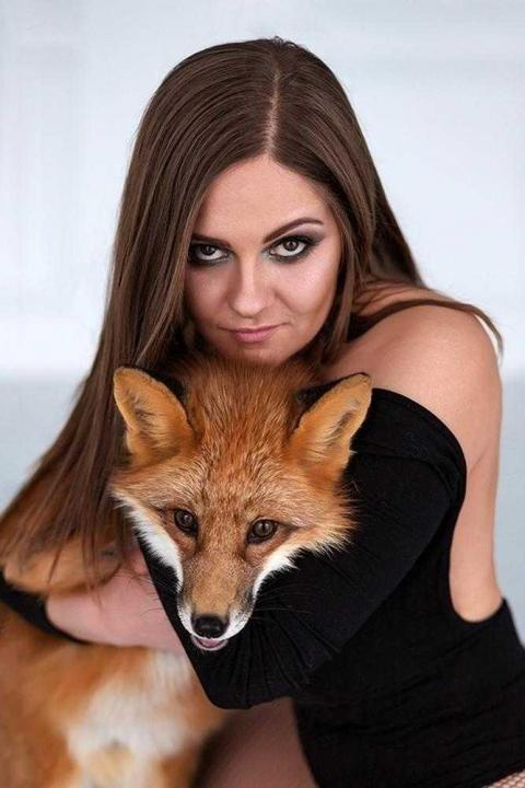 Лисьи глазки: любимый бьюти-тренд знаменитостей