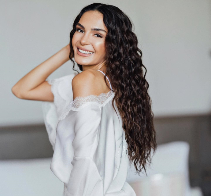 Эбру Шахин до и после пластики