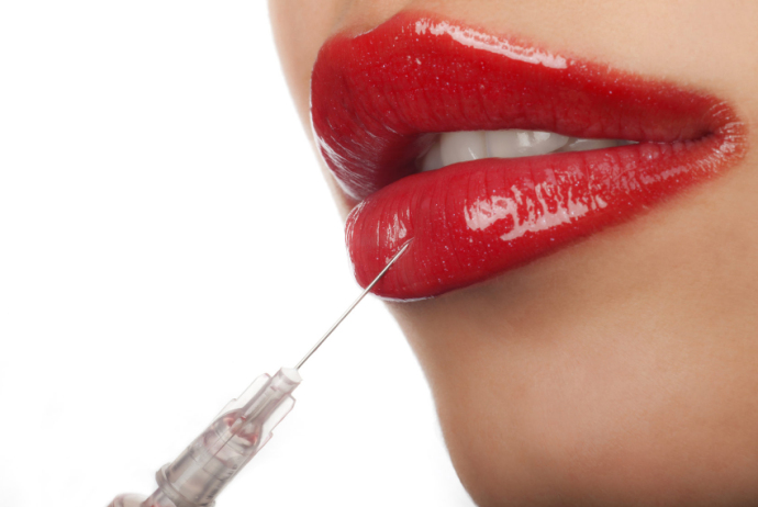 Контурная пластика губ