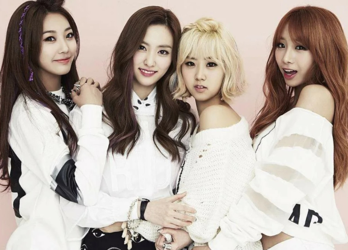 Корейские звезды до и после