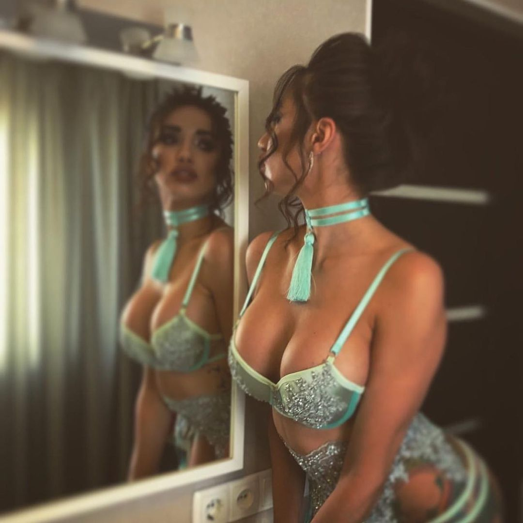 Фото после маммопластики из личного архива пациенток пластического хирурга П. В. Пиманчева