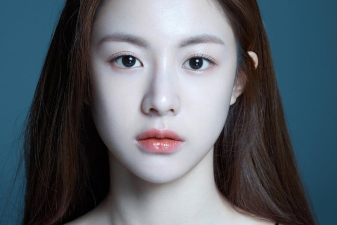 Пластические операции Го Юн Чжон