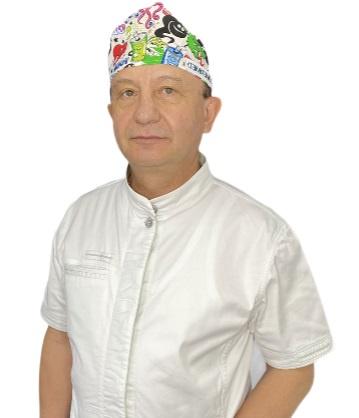 Пластический хирург Крапчетов Александр Васильевич