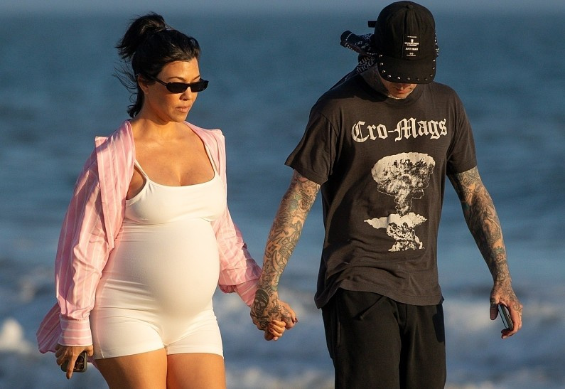 Фото: Кортни Кардашьян и Трэвис Баркер