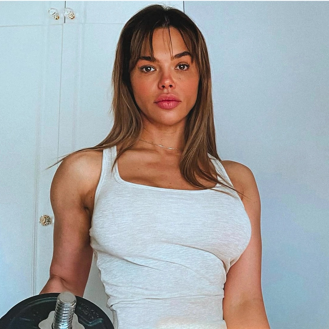 Фигура Карины Зверевой сейчас