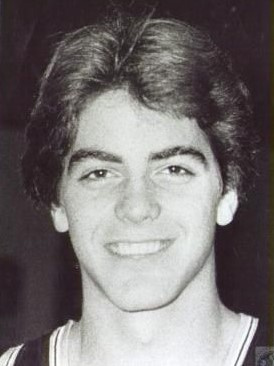 Молодой Джордж Клуни