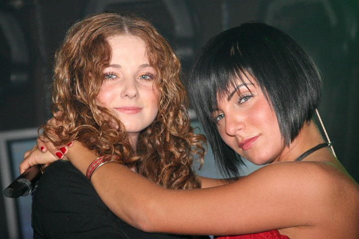 Юля Волкова и Лена Катина