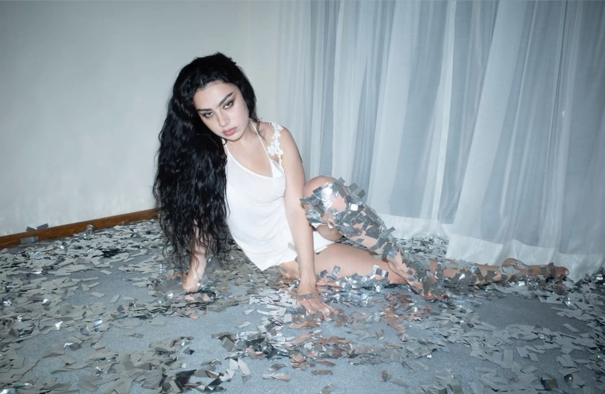 Фото: Чарли Экси Экс