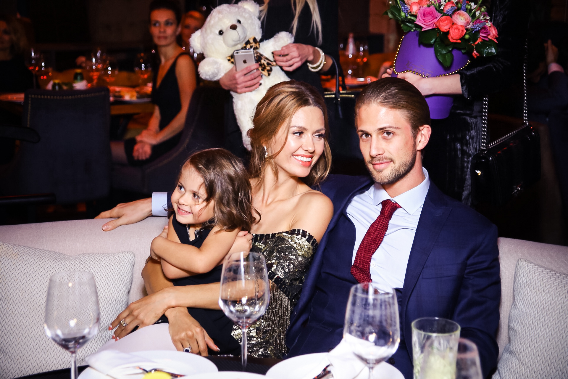 Виктория Боня и Алекс Смерфит с дочерью