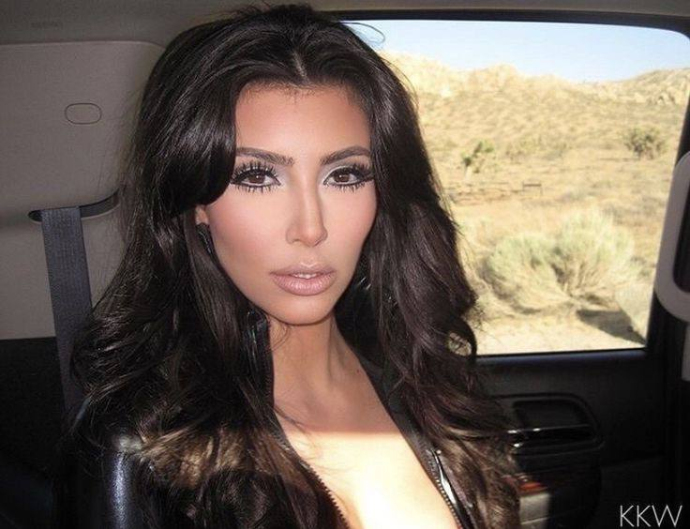 Пластика Ким Кардашьян
